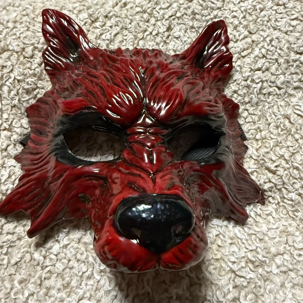 unbranded dramatic wolf